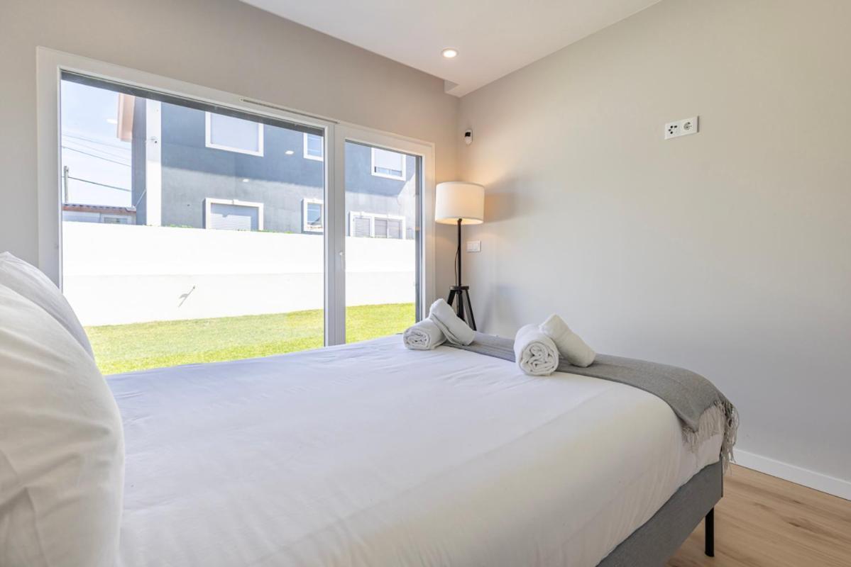 Holiday home Poolside Oasis By Caparica