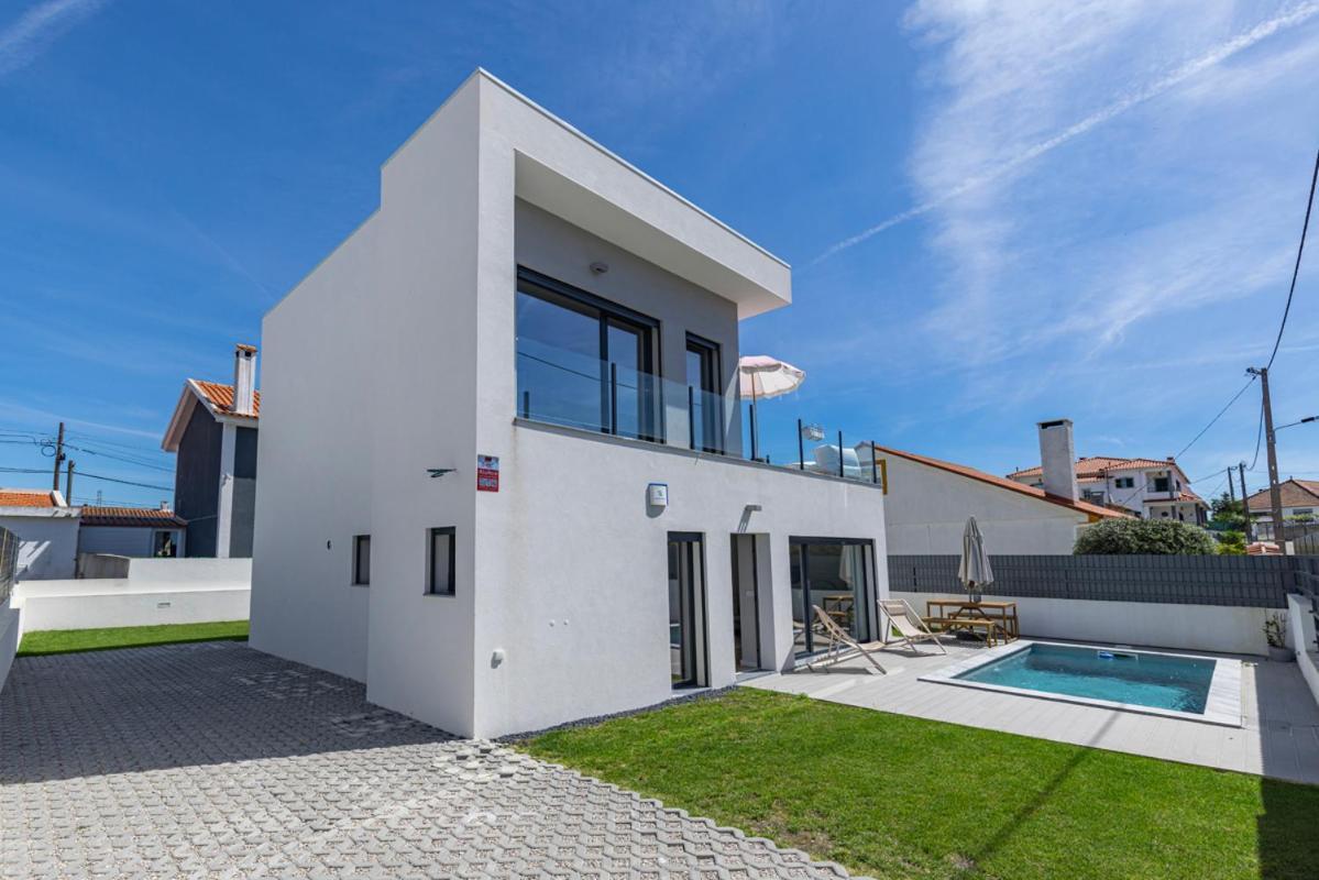 Holiday home Poolside Oasis By Caparica Charneca (Setubal)
