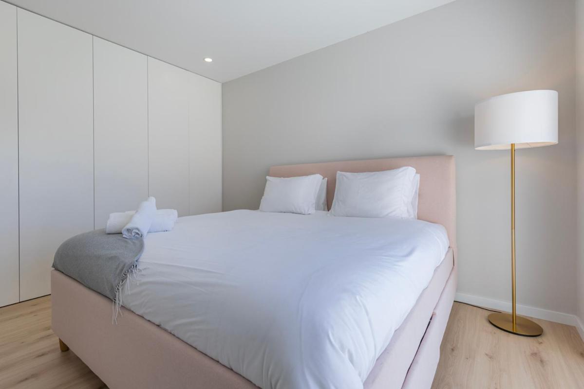 Poolside Oasis By Caparica Holiday home