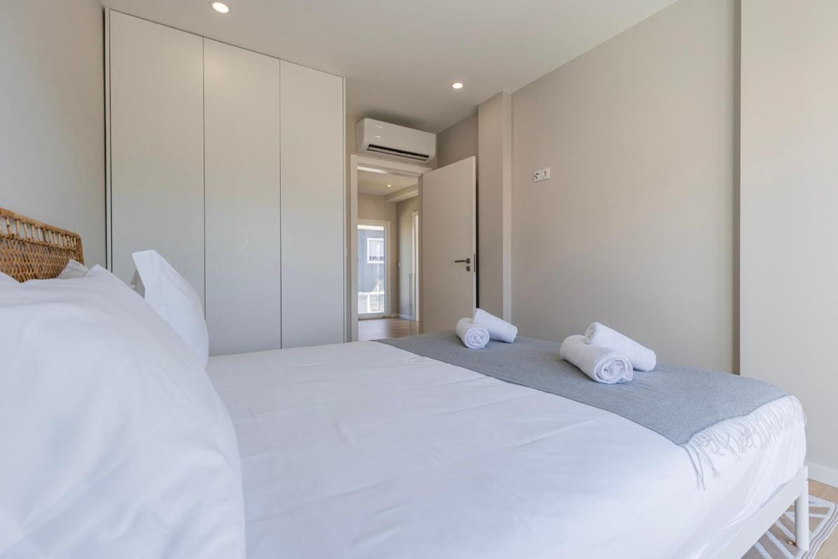 Poolside Oasis By Caparica *